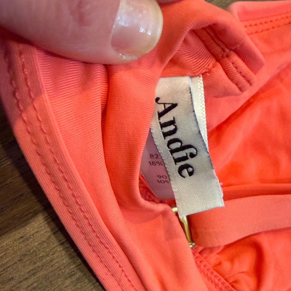 Andie Bikini Top Coral Size Small - C18-004 - Picture 2 of 4